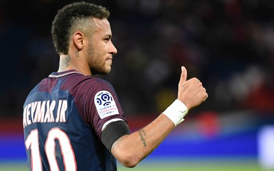 星空电竞热评-中卫上演一条龙